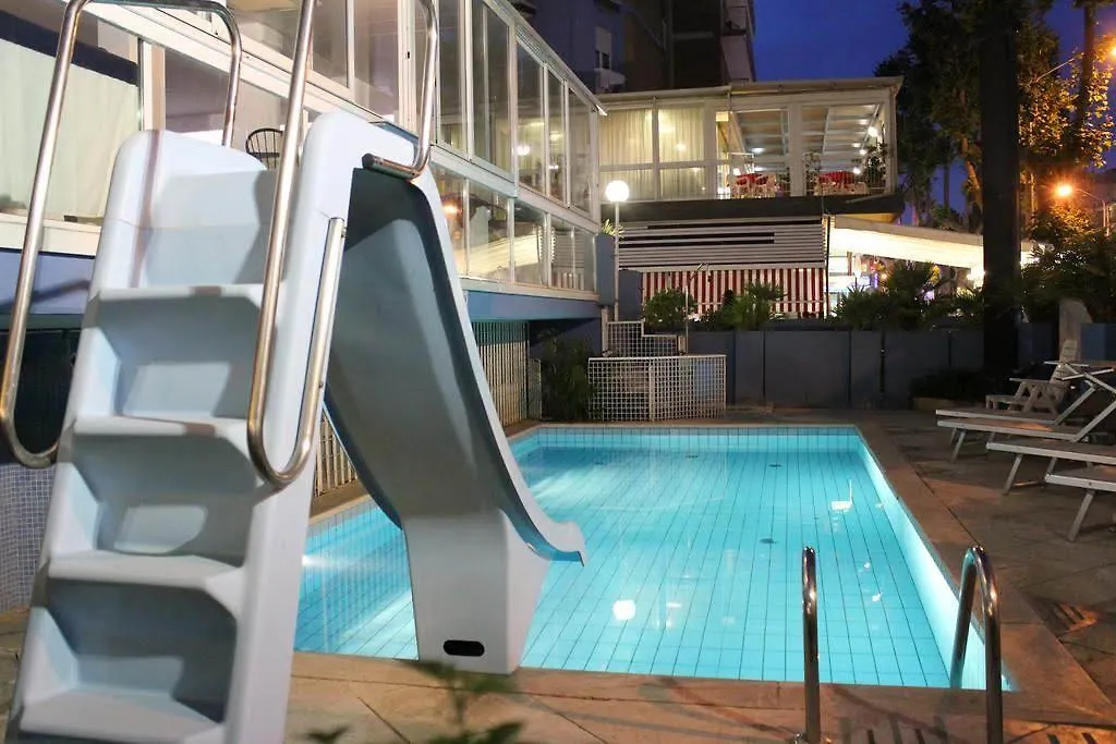 Hotel Diamond Rimini 3*,